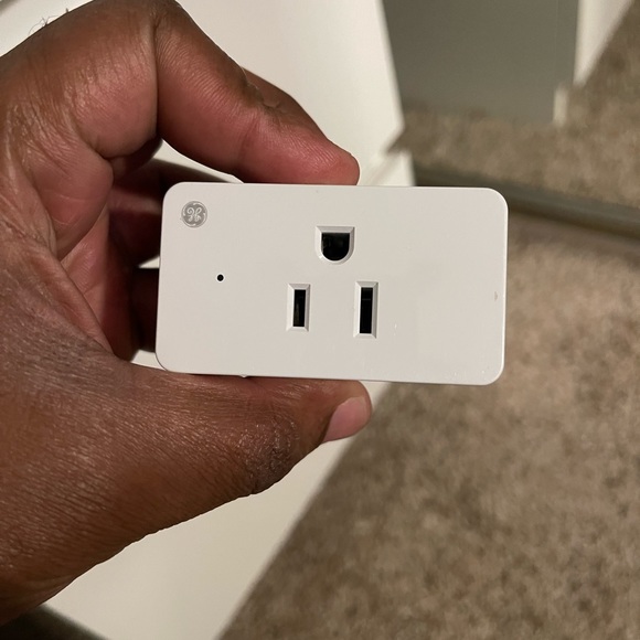 Smart plug - Picture 1 of 7